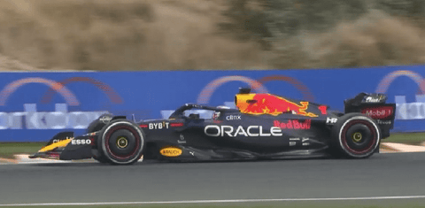 2022 - Oracle Red Bull Racing Honda RB18 - Max Verstappen - Winner Dutch GP Zandvoort (Minichamps 1:18) - Yuui's F1 scale models