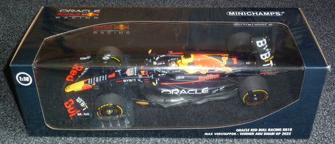 2022 - Oracle Red Bull Racing RB18 - Max Verstappen - Winner Abu Dhabi GP (Minichamps 1:18) - Yuui's F1 scale models