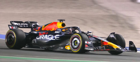 2023 - ORACLE RED BULL RACING RB19 - MAX VERSTAPPEN - 2ND SPRINT RACE - WORLD CHAMPION + WINNER RACE QATAR GP - 2 CAR SET (Minichamps 1:43) - Yuui's F1 scale models