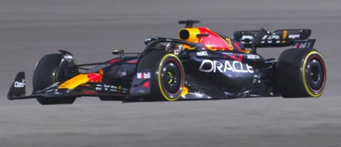 2023 - ORACLE RED BULL RACING RB19 - MAX VERSTAPPEN - 2ND SPRINT RACE - WORLD CHAMPION + WINNER RACE QATAR GP - 2 CAR SET (Minichamps 1:43) - Yuui's F1 scale models