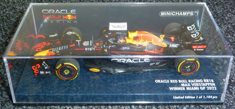 2022 - Oracle Red Bull Racing RB18 - Max Verstappen - Winner GP Miami (Minichamps 1:43) - Yuui's F1 scale models