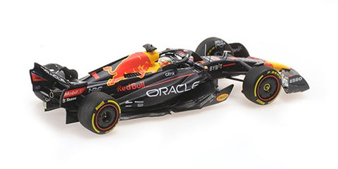 2022 - Oracle Red Bull Racing Honda RB18 - Max Verstappen - Winner French GP (Minichamps 1:43) - Yuui's F1 scale models