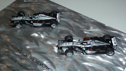 2001 - McLaren Mercedes MP4-16 (2x) - Mika Hakkinen + David Coulthard - Thanks for the memories - Yuui's F1 scale models