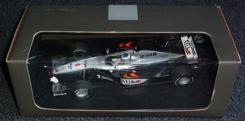 2000 - McLaren Mercedes MP4/15 - Mika Hakkinen (MB-box)