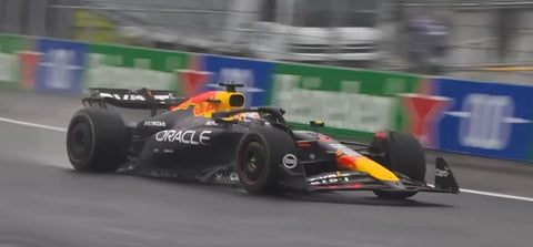 2024 - Red Bull Racing RB20 - Max Verstappen - Winnaar GP Brazilië - (Spark 1:43)