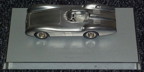 1954 - Mercedes-Benz W196 - Juan-Manuel Fangio - Stromlinienwagen - Signature - Yuui's F1 scale models