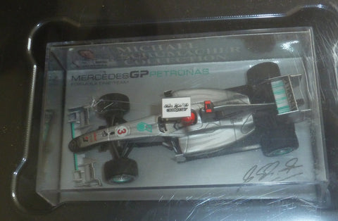 2010 - Mercedes GP F1 Team - Michael Schumacher - Showcar in Herpa set DHL - Yuui's F1 scale models