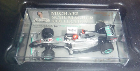 2010 - Mercedes GP F1 Team - Michael Schumacher - Showcar in Herpa set DHL - Yuui's F1 scale models