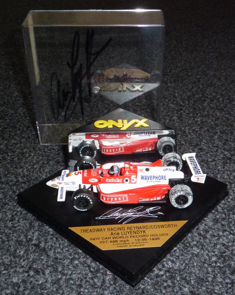 1996 - Treadway Racing Reynard Cosworth - Arie Luyendijk - Indycar world record - gesigneerd - Yuui's F1 scale models