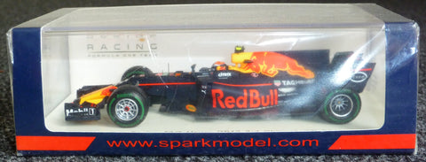 2017 - Red Bull Racing TAG-Heuer RB13 - Max Verstappen - GP China (3e plaats) - Spark 1:43 - Yuui's F1 scale models