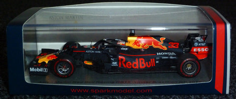 2019 - Aston Martin Red Bull Racing RB15 - Max Verstappen - Winnaar GP Brazilië (Spark 1:43) - Yuui's F1 scale models