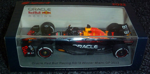 2022 - Oracle Red Bull Racing RB18 - Max Verstappen - Winner Miami GP (Spark 1:43) - Yuui's F1 scale models