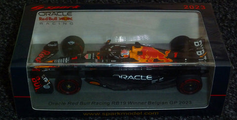 2023 - Oracle Red Bull Racing RB19 - Max Verstappen	- Winner Belgian GP - with pit board (Spark 1:43) - Yuui's F1 scale models