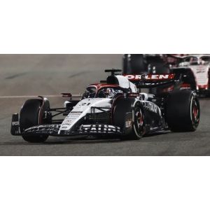 2023 - Scuderia AlphaTauri AT04 - Nyck de Vries - Bahrain GP (Spark 1:18)